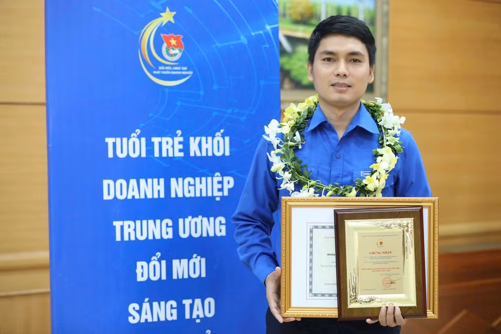 tuoi tre evnnpt nhan giai thuong doi moi sang tao phat trien doanh nghiep lan thu iii nam 2024 hinh 3