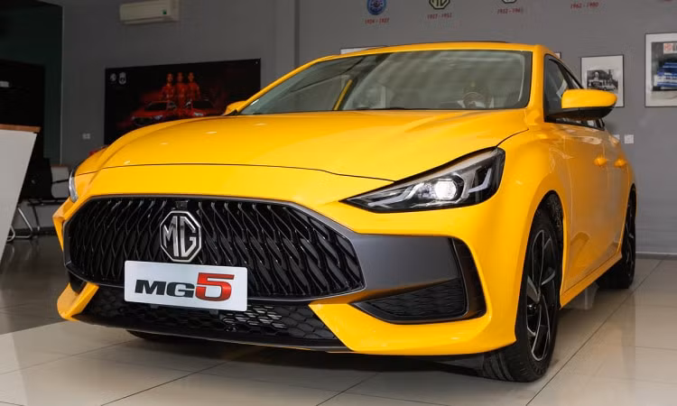 mg5 tai viet nam dai ha gia chi hon 400 trieu hinh 1