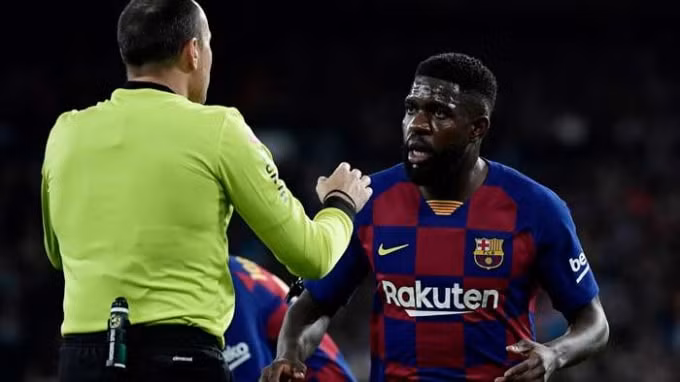 Samuel Umtiti trong màu áo Barcelona. Ảnh: Getty