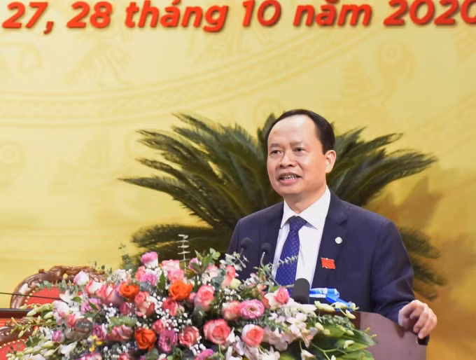Ông Trịnh Văn Chiến, Ủy viên Trung ương Đảng, Bí thư Tỉnh ủy nhiệm kỳ 2015-2020 vẫn theo dõi, hướng dẫn, chỉ đạo Đảng bộ tỉnh Thanh Hóa đến hết Đại hội XIII của Đảng. Ảnh: TĐ
