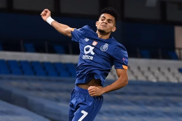 Man City bất ngờ bị đối thủ dẫn trước 1 bàn thắng ngay đầu hiệp 1. Ảnh: thethao247.