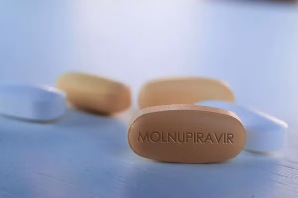 Loại thuốc kháng virus có tên&nbsp;Molnupiravir của Mỹ đang là ứng viên tiềm năng nhất cho hy vọng chấm dứt đại dịch Covid-19 trong tương lai gần. Ảnh: TL
