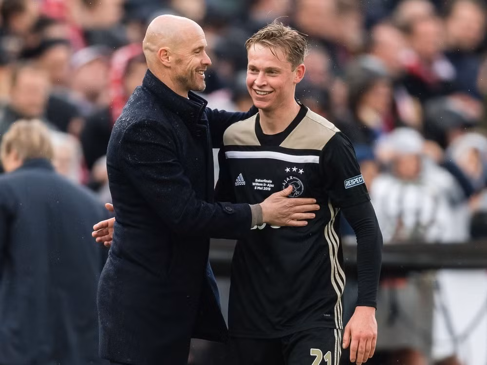 Ten Hag cần De Jong cho mục tiêu tái thiết Man United. Ảnh: manchestereveningnews