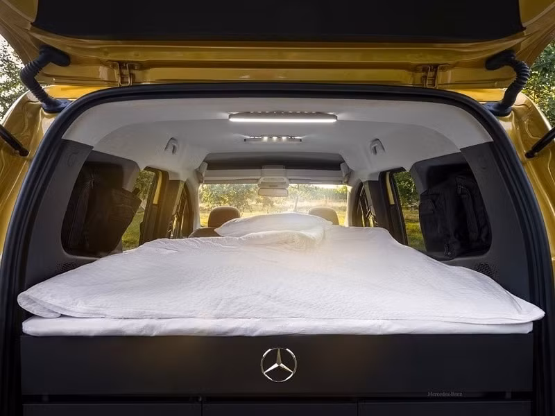 brabus tich hop mercedes benz tclass voi mo dun cam trai hinh 2