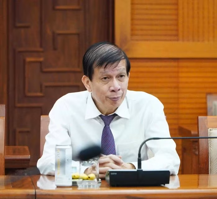 ong-nguyen-khac-van-17588579251771984400528.jpg.webp