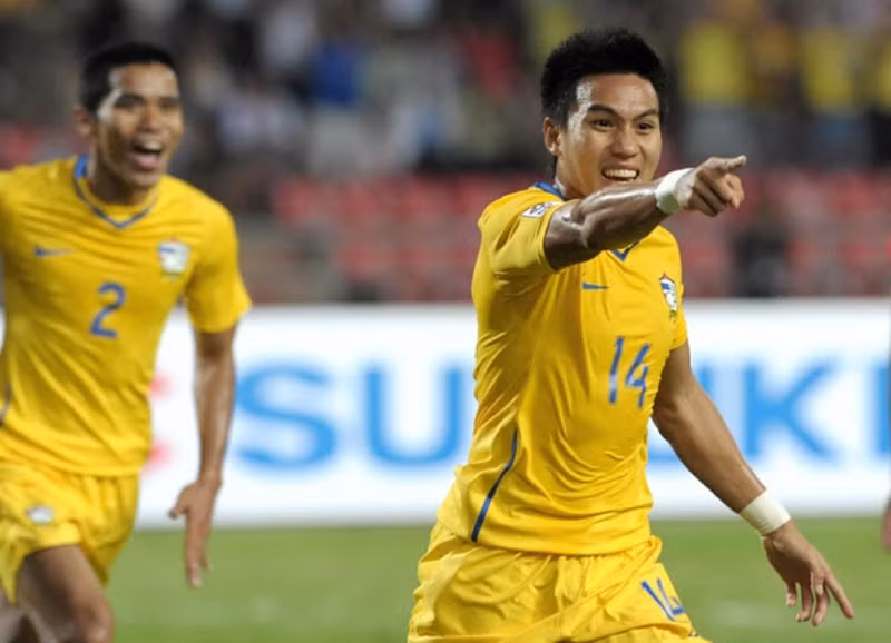 nhin lai 4 tran chung ket viet nam vs thai lan o mon bong da nam sea games hinh 4