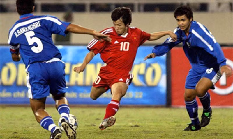 nhin lai 4 tran chung ket viet nam vs thai lan o mon bong da nam sea games hinh 3