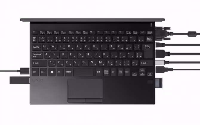 Sony trình làng laptop "siêu mỏng, siêu nhẹ, siêu kết nối"