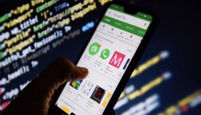 Một sinh viên viết nhiều ứng dụng chứa mã độc lây lan trên hàng triệu điện thoại