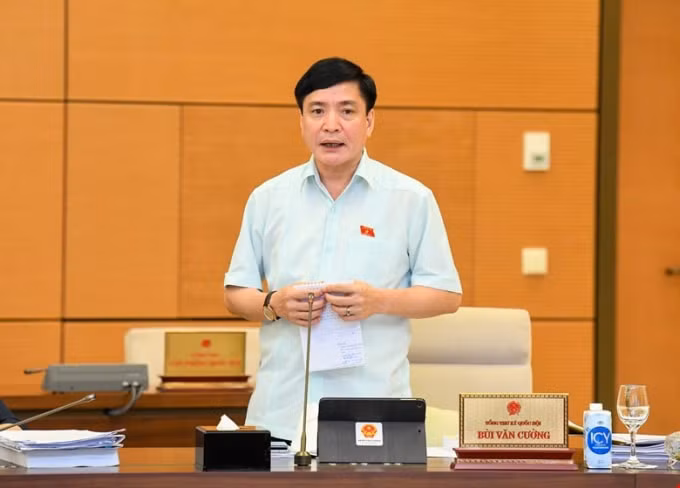 Tổng Thư ký Quốc hội, Chủ nhiệm Văn phòng Quốc hội Bùi Văn Cường.