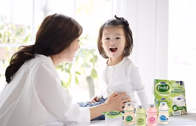 Chứa hàng tỷ lợi khuẩn, Vinamilk Probi cũng mang theo tác dụng hỗ trợ tiêu hóa và tăng cường sức đề kháng. Ảnh: Vinamilk