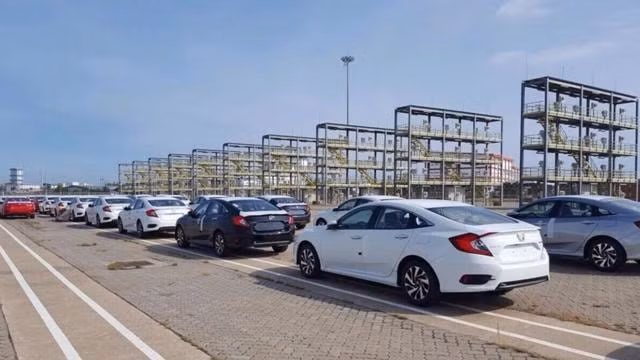 Bất chấp dịch Covid-19, Việt Nam chi hơn 2 tỷ USD nhập khẩu ô tô. Ảnh minh họa