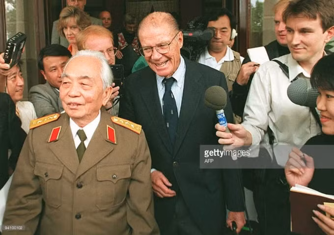 bai 5 the gioi va nhung goc nhin day than phuc ve thien tai quan su lon nhat the ky 20 hinh 2