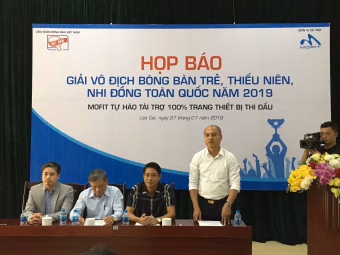 Ông Phan Tuấn Anh - Tổng Thư ký Liên đoàn Bóng bàn Việt Nam phát biểu tại buổi họp báo. Ảnh: V.H
