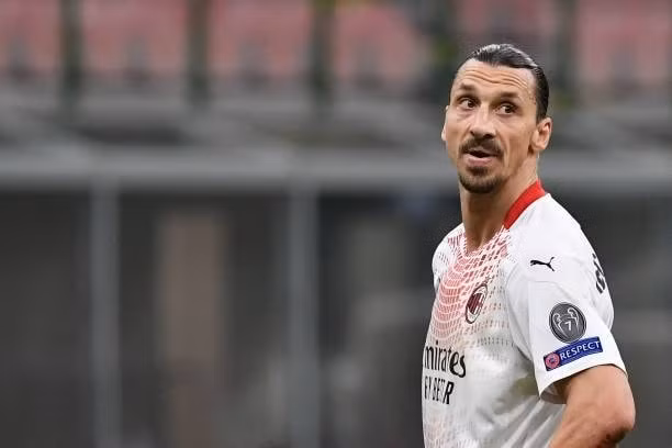 Ibra sẽ đối đầu đội bóng cũ Man Utd. Ảnh: Getty