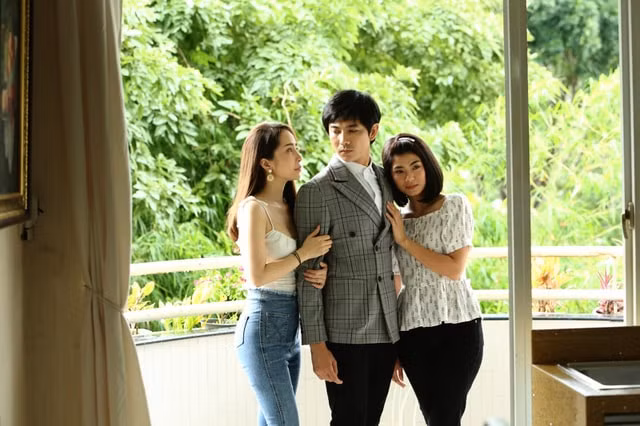 "Cá sấu chúa" Quỳnh Nga tiếp tục vào vai "tiểu tam" trong dự án phim mới