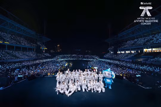 Dàn 'Anh trai say hi' bùng nổ với concert White Valentine tại Mỹ Đình