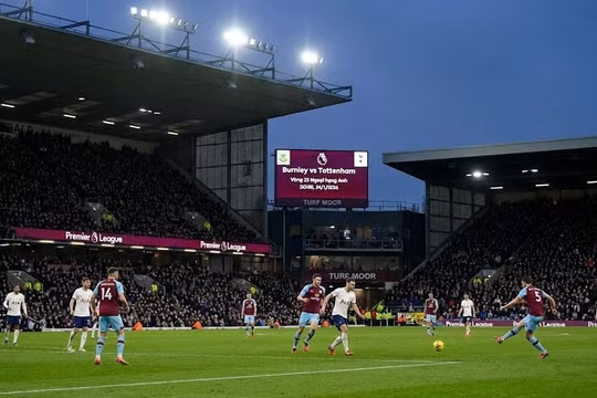 Link xem trực tiếp Burnley vs Tottenham (22h, 24/1): Chờ Solanke tỏa sáng