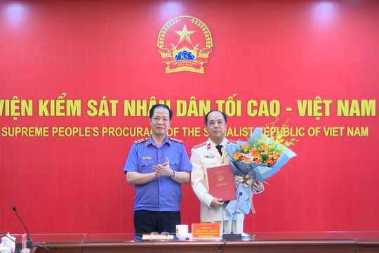 Nhà báo Nguyễn Mạnh Hưng được bổ nhiệm làm Phó Tổng Biên tập Báo Bảo vệ Pháp luật