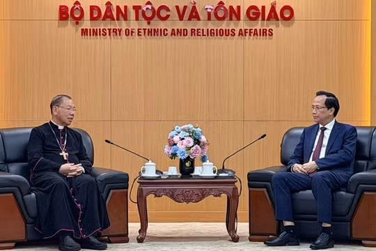 Bộ trưởng Bộ Dân tộc và Tôn giáo tiếp Tổng Giám mục Tổng Giáo phận Hà Nội