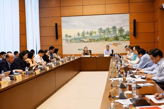 Trong năm 2026, nhiều nhiệm vụ về tháo gỡ thể chế phải được xử lý dứt điểm