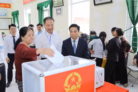 Thanh Hóa: Tỷ lệ cử tri đi bỏ phiếu đạt 99,94%, cao nhất từ trước đến nay