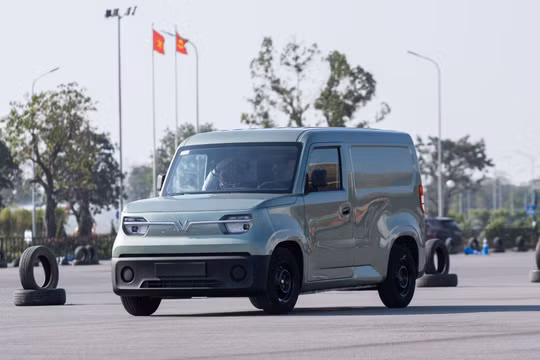 EC Van là đáp án cho bài toán vận tải nội đô