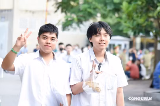 Kỳ thi lớp 10 đầu tiên sau sáp nhập, học sinh TP HCM được chọn tối đa 8 nguyện vọng