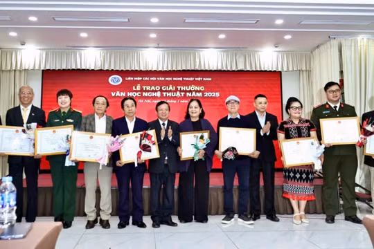 Phim điện ảnh 'Mưa đỏ' đoạt Giải thưởng Văn học nghệ thuật năm 2025