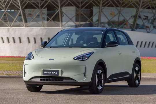 Geely EX2 nhận cọc tại đại lý, giá dự kiến hơn 500 triệu đồng