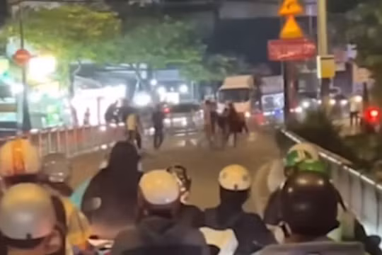Điều tra, xử lý nghiêm vụ hai nhóm thanh niên mang hung khí đánh nhau ở TP Hồ Chí Minh
