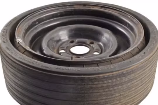 Lốp dự phòng gập từ năm 1967, ý tưởng đi trước thời đại