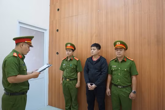 Thanh niên cho vay lãi nặng 365%/năm, thu lợi bất chính hơn 400 triệu đồng