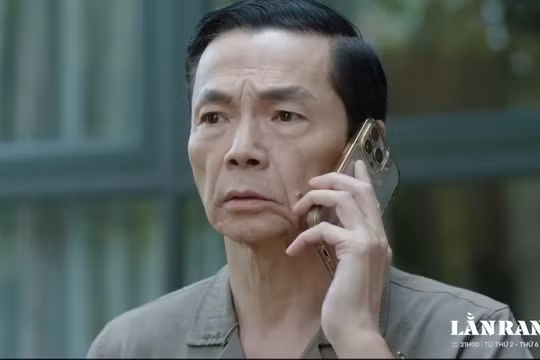 Phim Lằn ranh tập 45: Bà Tứ nghi ngờ ông Sách ngoại tình sau hàng chục năm chung sống