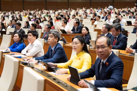 Học liên kết trong trường công: Không thể để biến tướng thành dịch vụ thu tiền