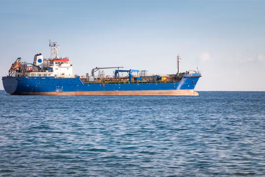 Thêm nhiều tàu được phép qua eo biển Hormuz