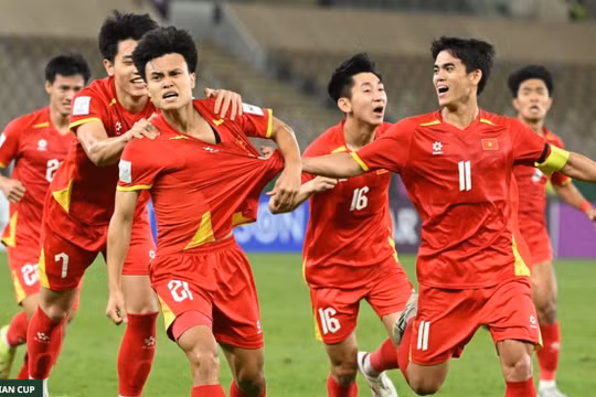 U23 Việt Nam vào bán kết châu Á 2026, truyền thông và người hâm mộ quốc tế đồng loạt thán phục