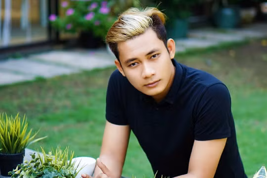 Sau 'Xin lỗi, anh chỉ là thằng bán bánh giò', đạo diễn Đặng Tuấn Chinh giờ ra sao?