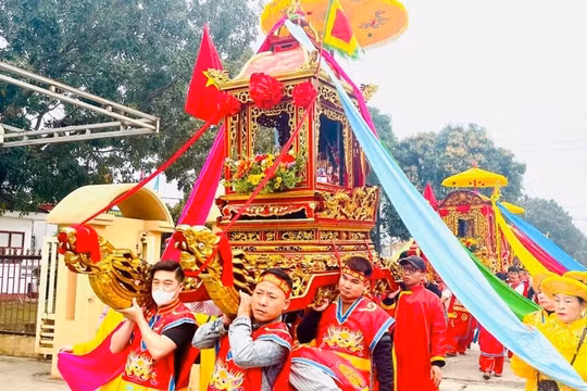 Lễ hội đền Mai Bảng ở Nghệ An là di sản văn hóa phi vật thể quốc gia