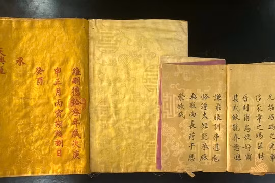 34 văn bản cổ thư triều Nguyễn ra mắt công chúng