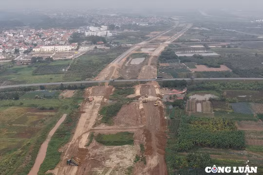 Hà Nội yêu cầu ưu tiên vật liệu tại chỗ để ổn định giá xây dựng