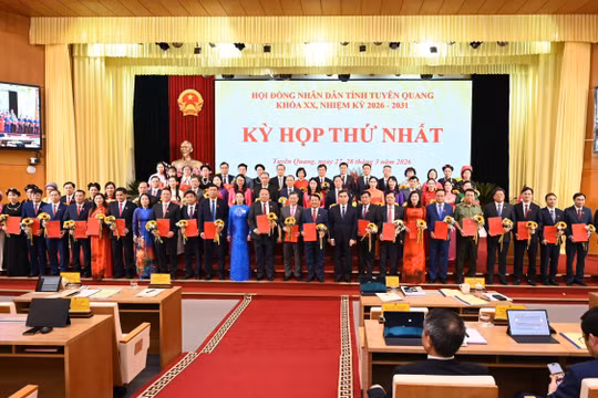 Tuyên Quang bầu các chức danh chủ chốt trong nhiệm kỳ mới