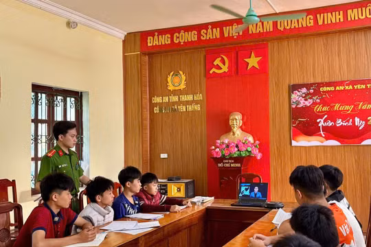 “Ngày Chủ nhật với pháp luật”: Cách làm gần dân ở miền núi Thanh Hóa