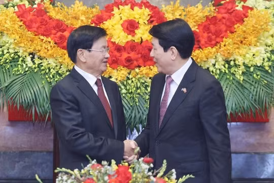 Chủ tịch nước Lương Cường hội đàm với Tổng Bí thư, Chủ tịch nước Lào
