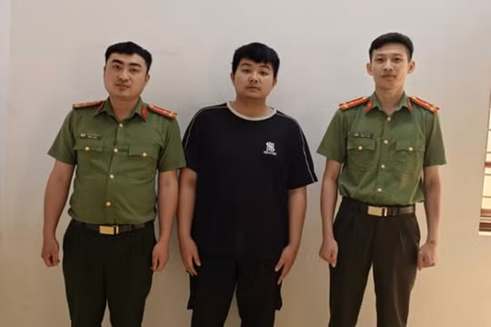 Đối tượng trong đường dây Gen Z lừa đảo 15 tỉ đồng ra đầu thú