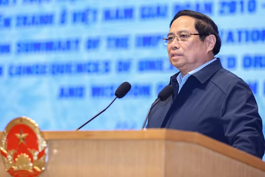 Thủ tướng: Làm sạch ô nhiễm bom mìn vào thời điểm kỷ niệm 100 năm thành lập nước