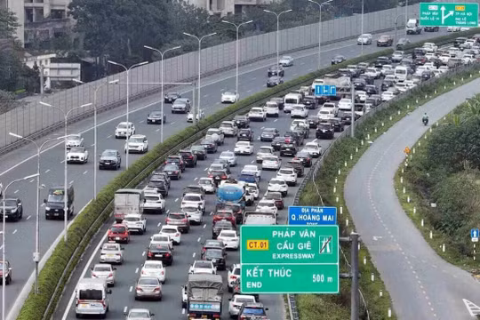 Giao thông Hà Nội sáng 22/2: Vành đai 3 và cao tốc Ninh Bình – Pháp Vân ùn tắc kéo dài