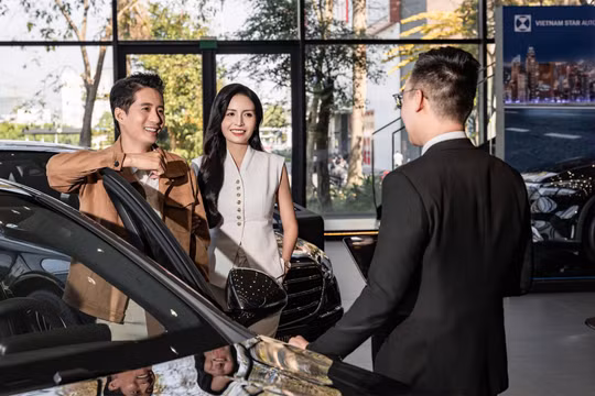 Mercedes-Benz Việt Nam bán xe ưu đãi cho nhà báo và nhiều ngành đặc thù