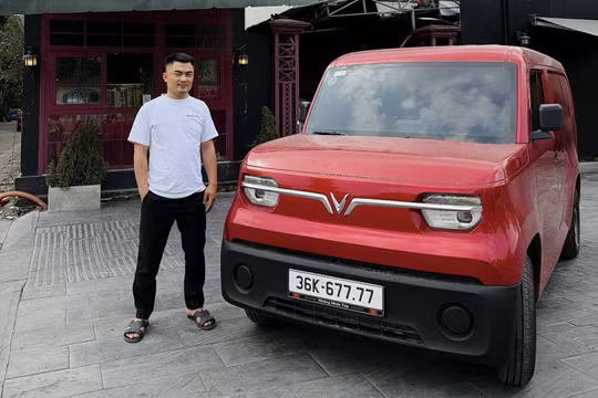Chủ xe VinFast EC Van: “Chở hàng trong phố rất hợp, xứng đáng với số tiền bỏ ra”