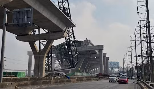 Lại sập cần cẩu ở Thái Lan, hai người thiệt mạng